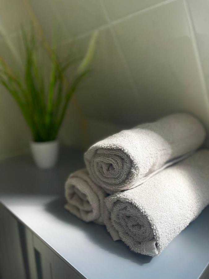 Appartement Apartment, 3 Zkdb, Balkon, Dachgeschoss, Naehe Duesseldorf *