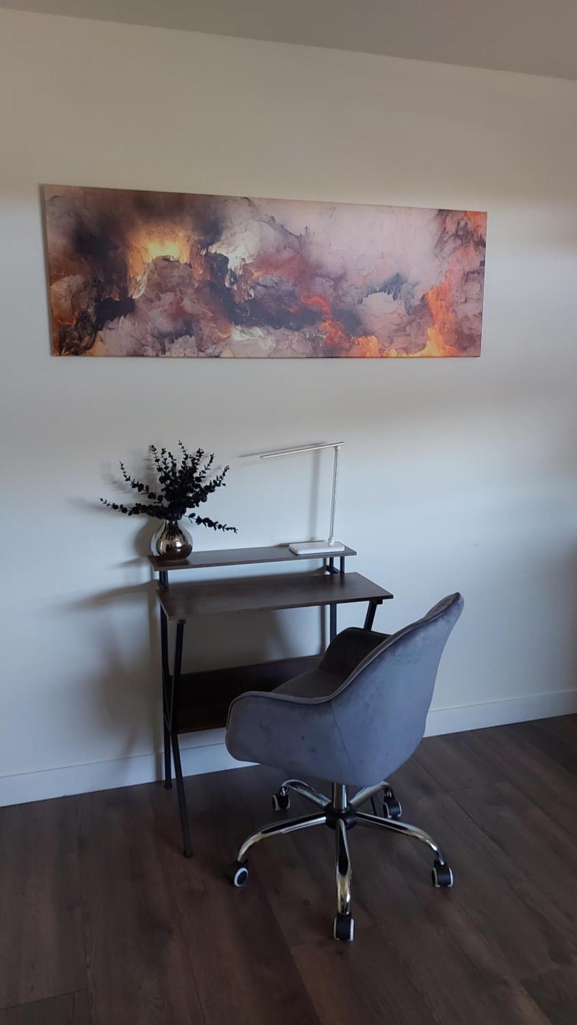 Апартаменты Apartment, 3 Zkdb, Balkon, Dachgeschoss, Naehe Duesseldorf Крефельд